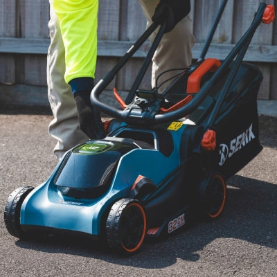 X2 18V 32cm (12") Lawn Mower Kit